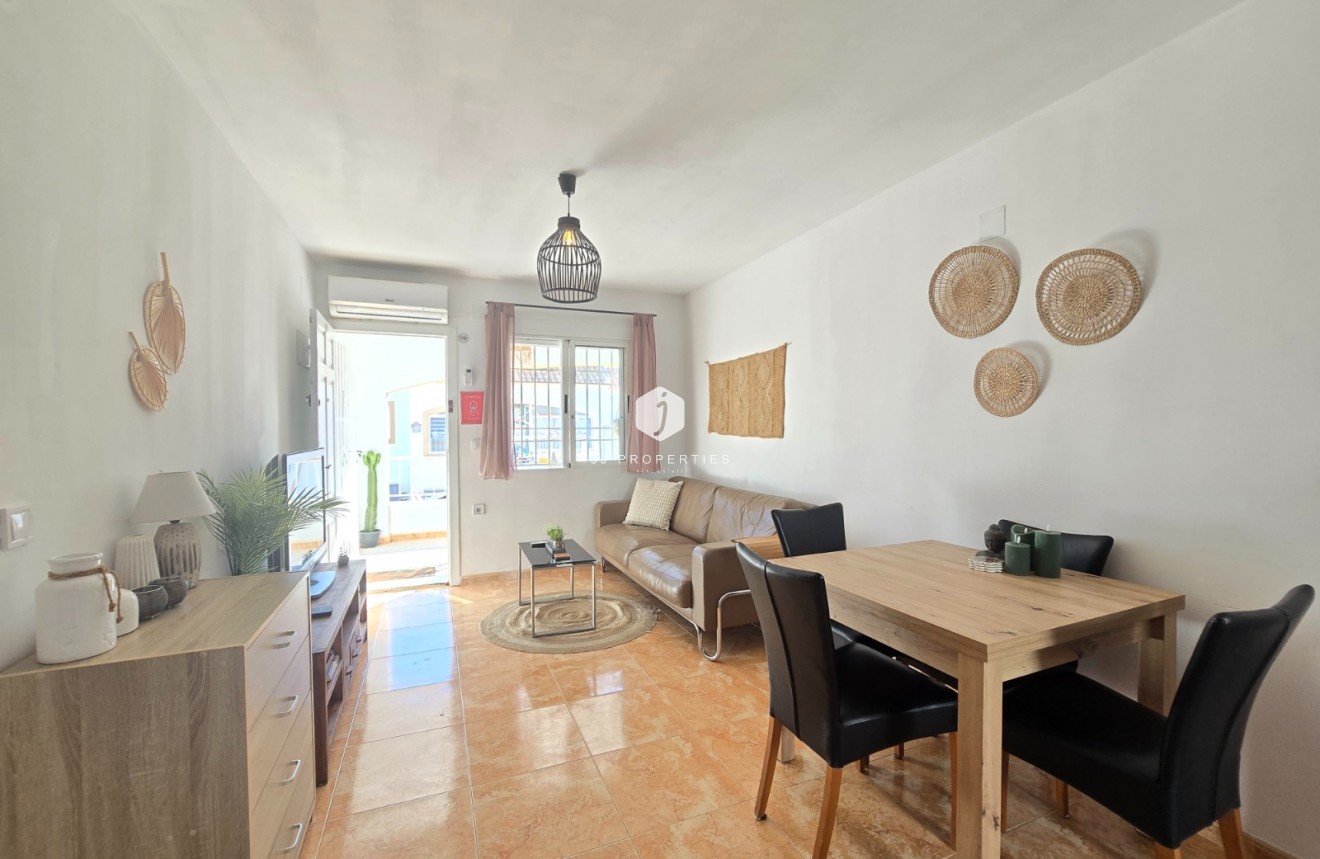 Tweedehands - Appartement / flat -
Torrevieja - Costa Blanca