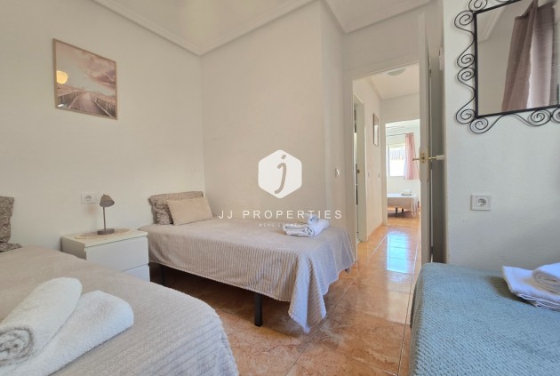 Tweedehands - Appartement / flat -
Torrevieja - Costa Blanca