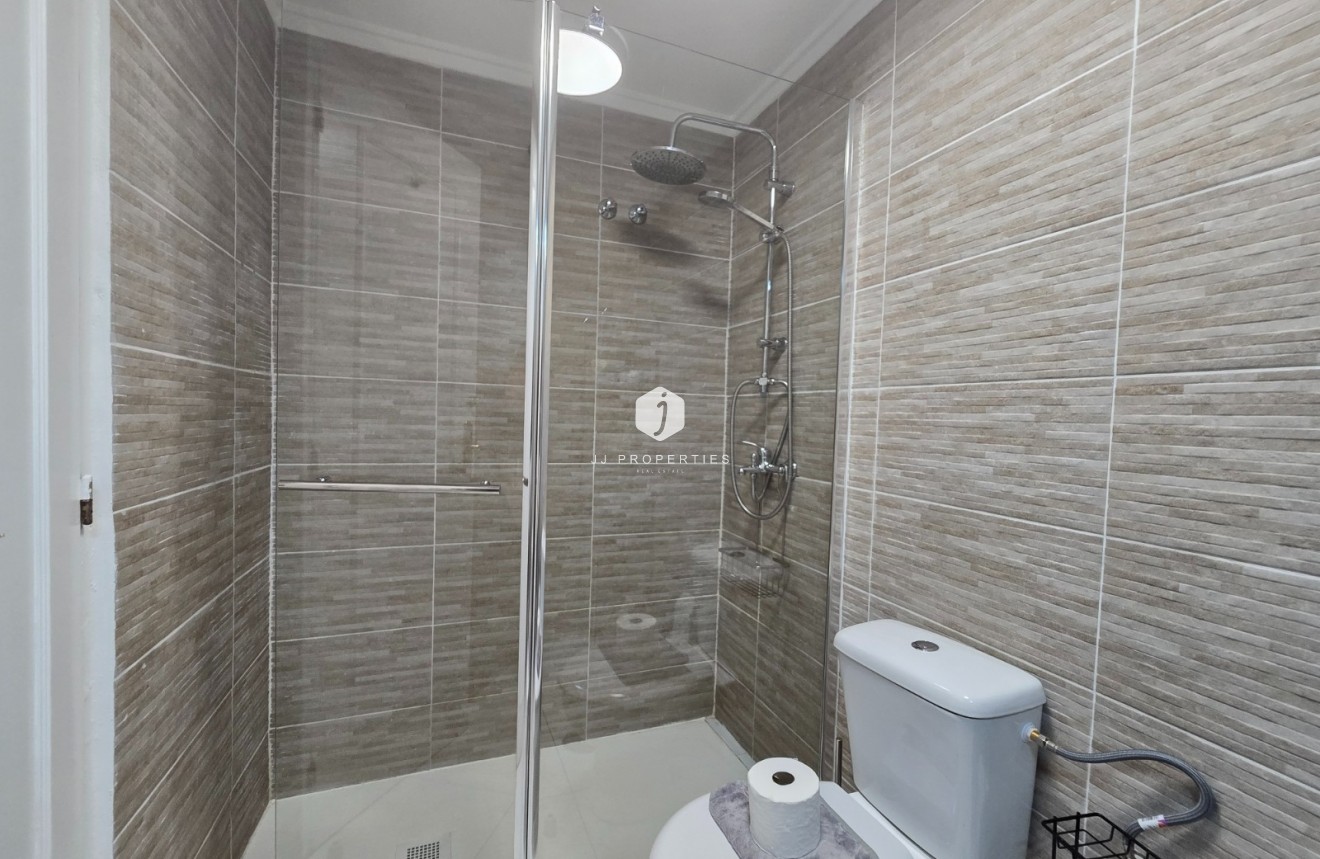 Tweedehands - Appartement / flat -
Torrevieja - Costa Blanca