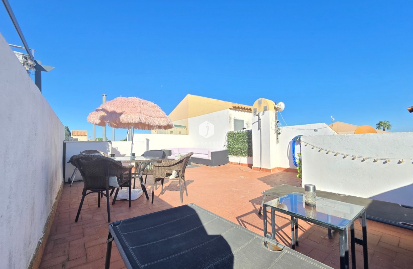 Tweedehands - Appartement / flat -
Torrevieja - Costa Blanca