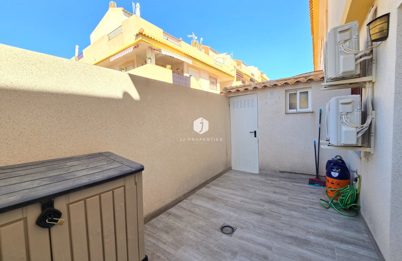 Tweedehands - Appartement / flat -
Orihuela Costa - Costa Blanca
