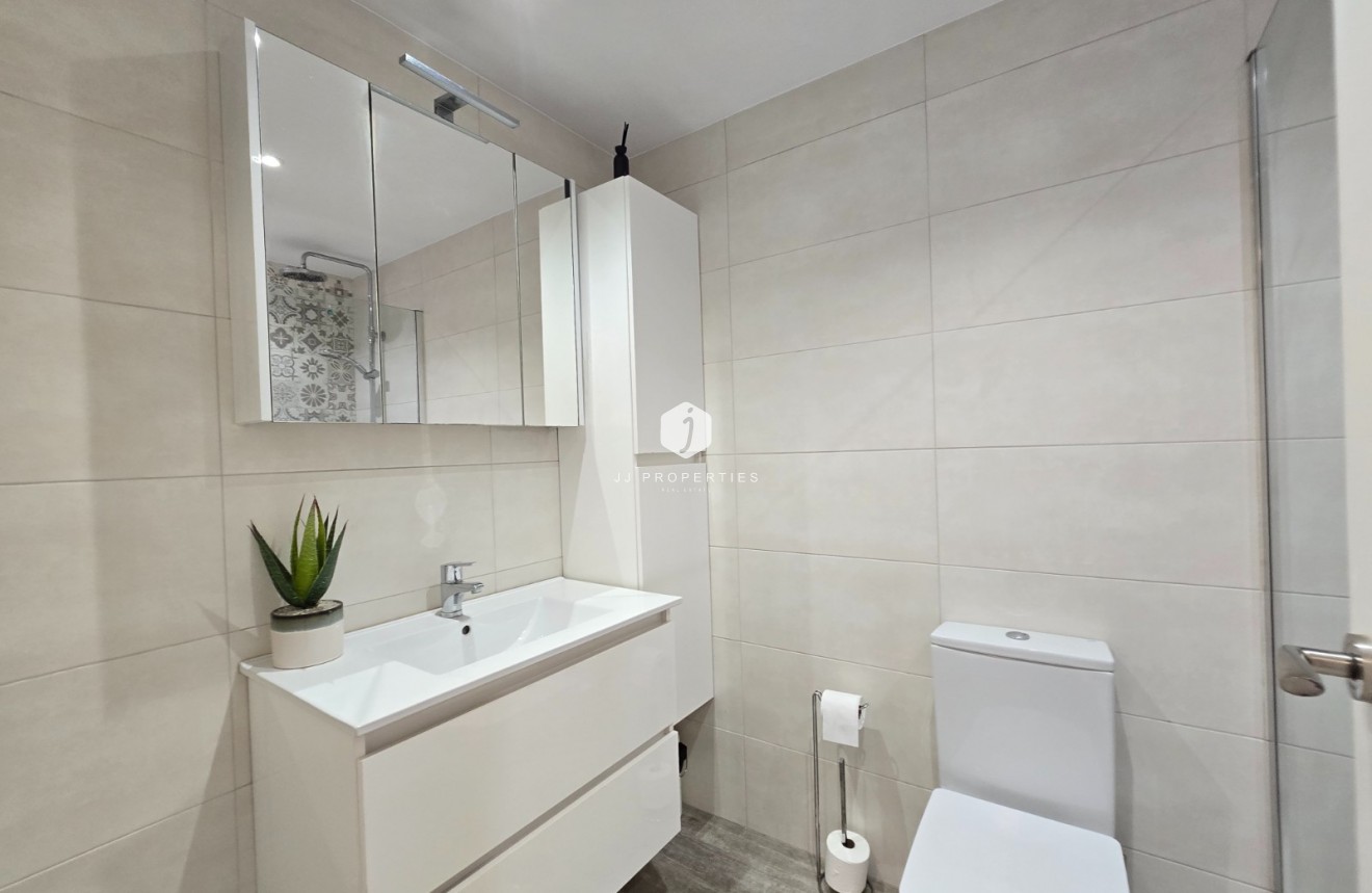 Tweedehands - Appartement / flat -
Orihuela Costa - Costa Blanca