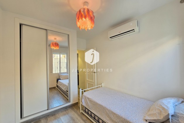 Tweedehands - Appartement / flat -
Orihuela Costa - Costa Blanca