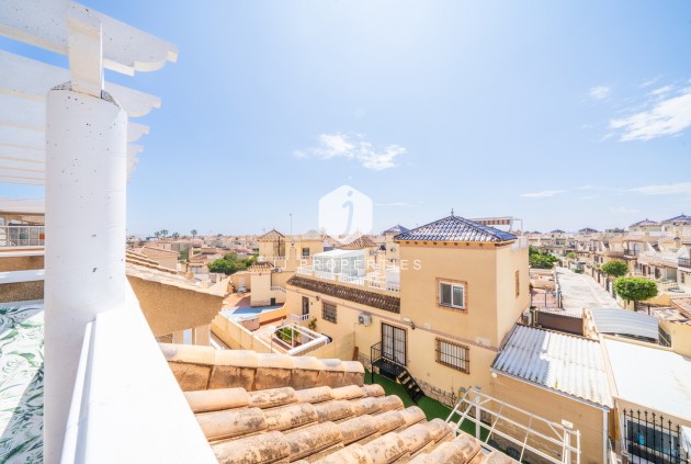 Z drugiej ręki - Szalet -
Orihuela Costa - Los Almendros - La Florida