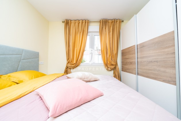 Tweedehands - Bungalow -
Torrevieja - Torretas