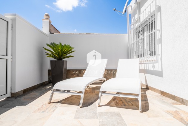 Tweedehands - Bungalow -
Torrevieja - Torretas