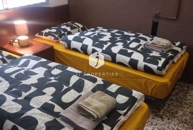 Z drugiej ręki - Mieszkanie w bloku -
Punta Prima - Costa Blanca