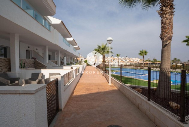 Tweedehands - duplex -
Los Balcones - Costa Blanca