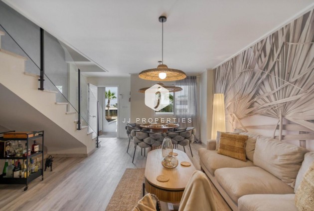 Tweedehands - duplex -
Los Balcones - Costa Blanca