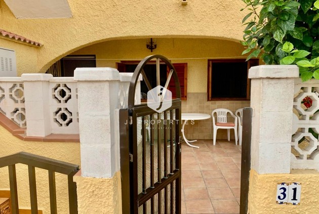 Tweedehands - Appartement / flat -
Torrevieja - La Mata