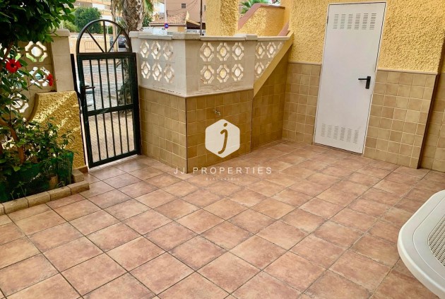 Tweedehands - Appartement / flat -
Torrevieja - La Mata