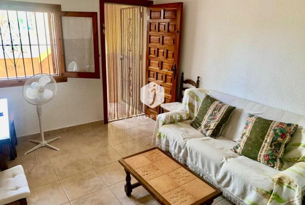 Tweedehands - Appartement / flat -
Torrevieja - La Mata