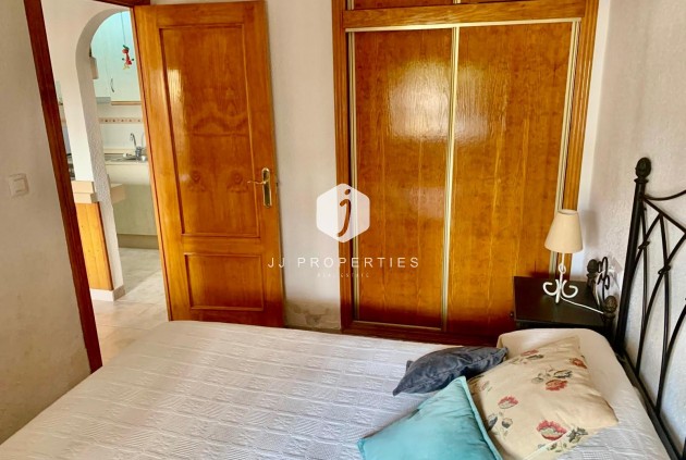 Tweedehands - Appartement / flat -
Torrevieja - La Mata