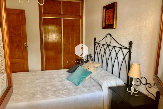 Tweedehands - Appartement / flat -
Torrevieja - La Mata