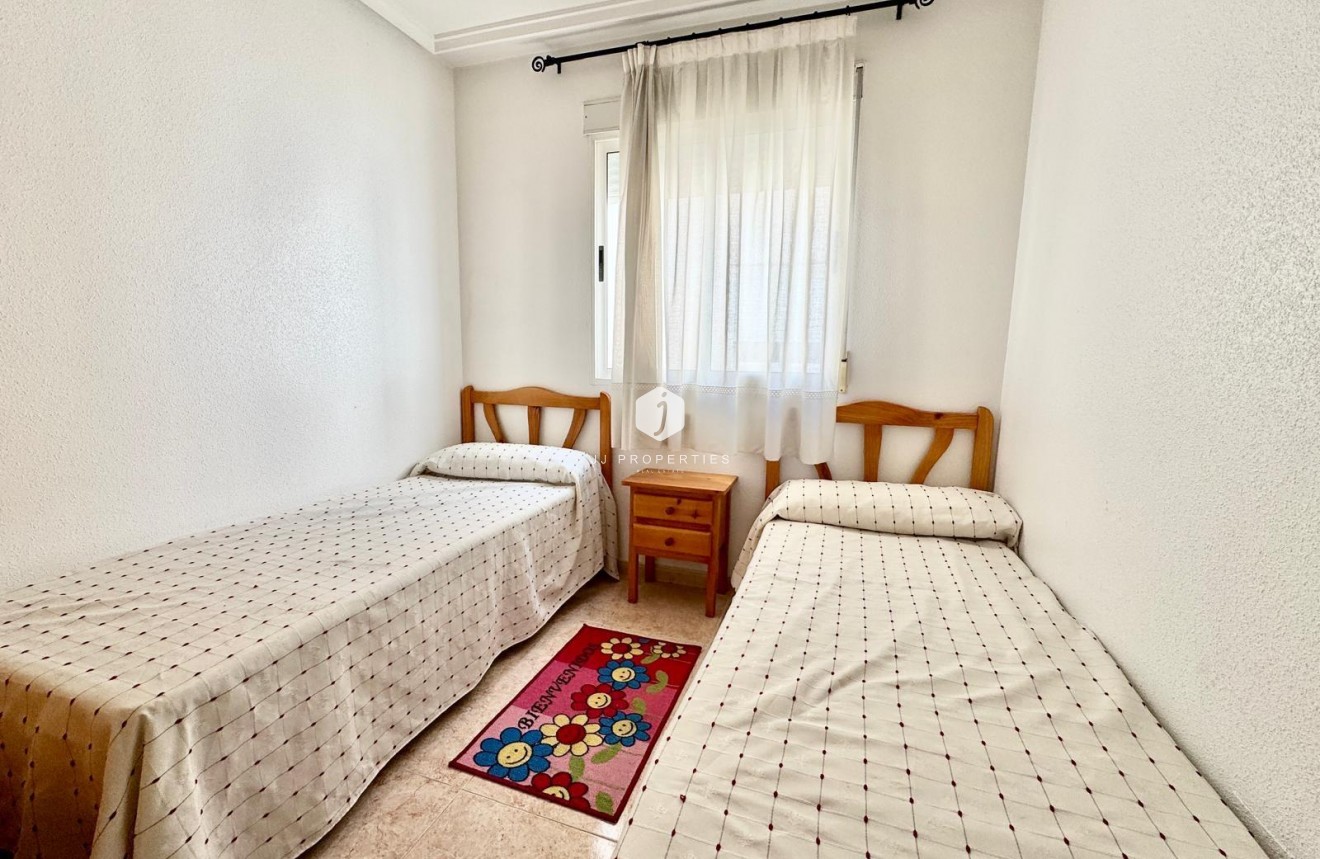 Tweedehands - Penthouse -
Torrevieja - El molino