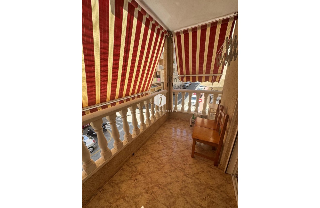 Tweedehands - Appartement / flat -
Torrevieja - Habaneras