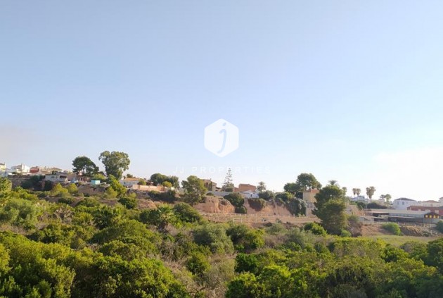 Z drugiej ręki - Mieszkanie w bloku -
Orihuela Costa - LOMAS CABO ROIG