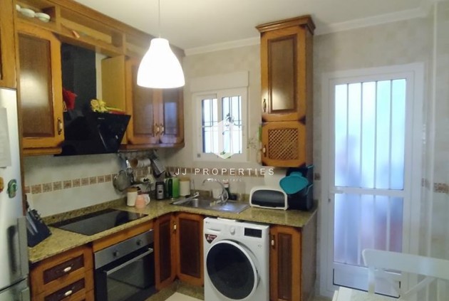 Z drugiej ręki - Mieszkanie w bloku -
Orihuela Costa - LOMAS CABO ROIG