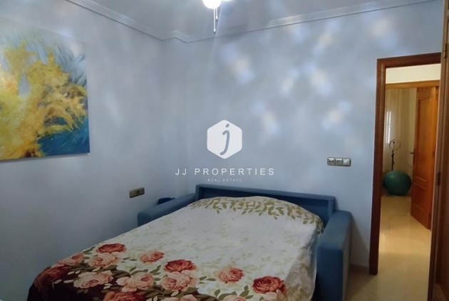 Z drugiej ręki - Mieszkanie w bloku -
Orihuela Costa - LOMAS CABO ROIG