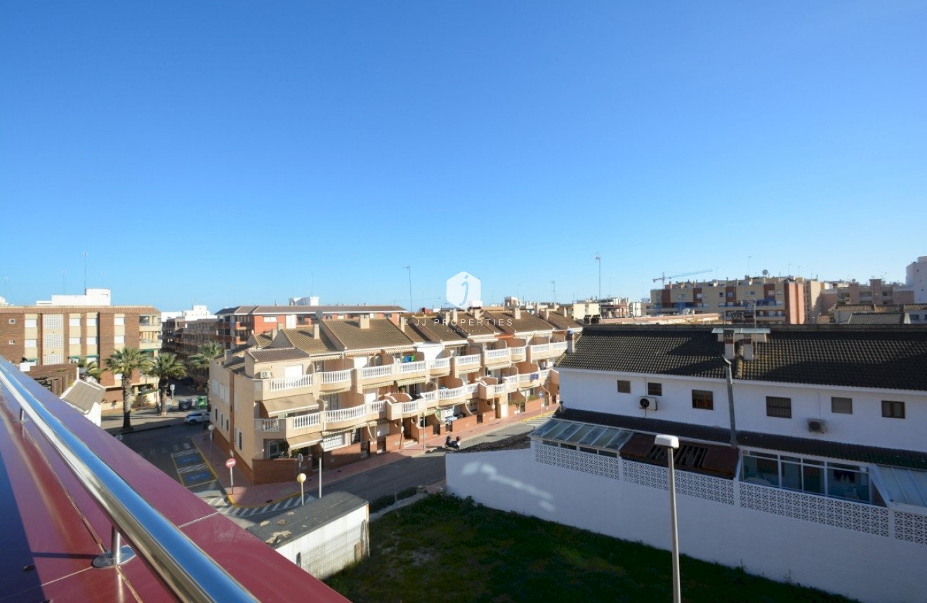 Tweedehands - Penthouse -
Guardamar del Segura - Costa Blanca