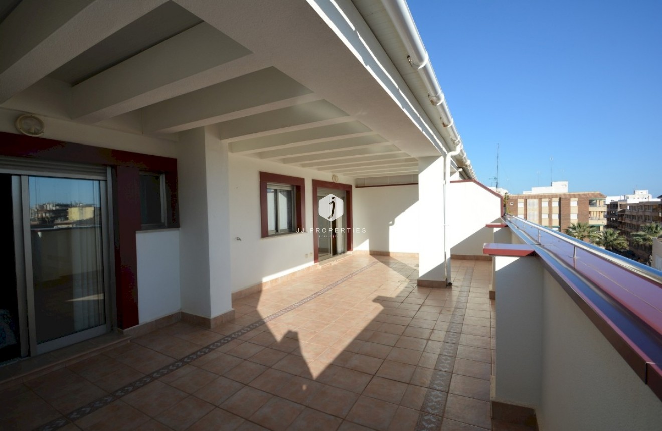 Tweedehands - Penthouse -
Guardamar del Segura - Costa Blanca