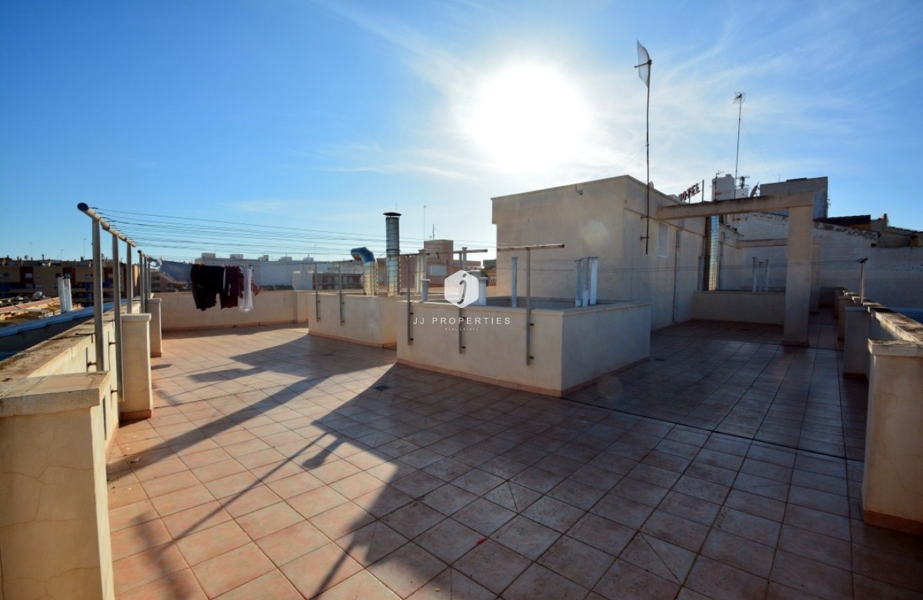 Tweedehands - Penthouse -
Guardamar del Segura - Costa Blanca