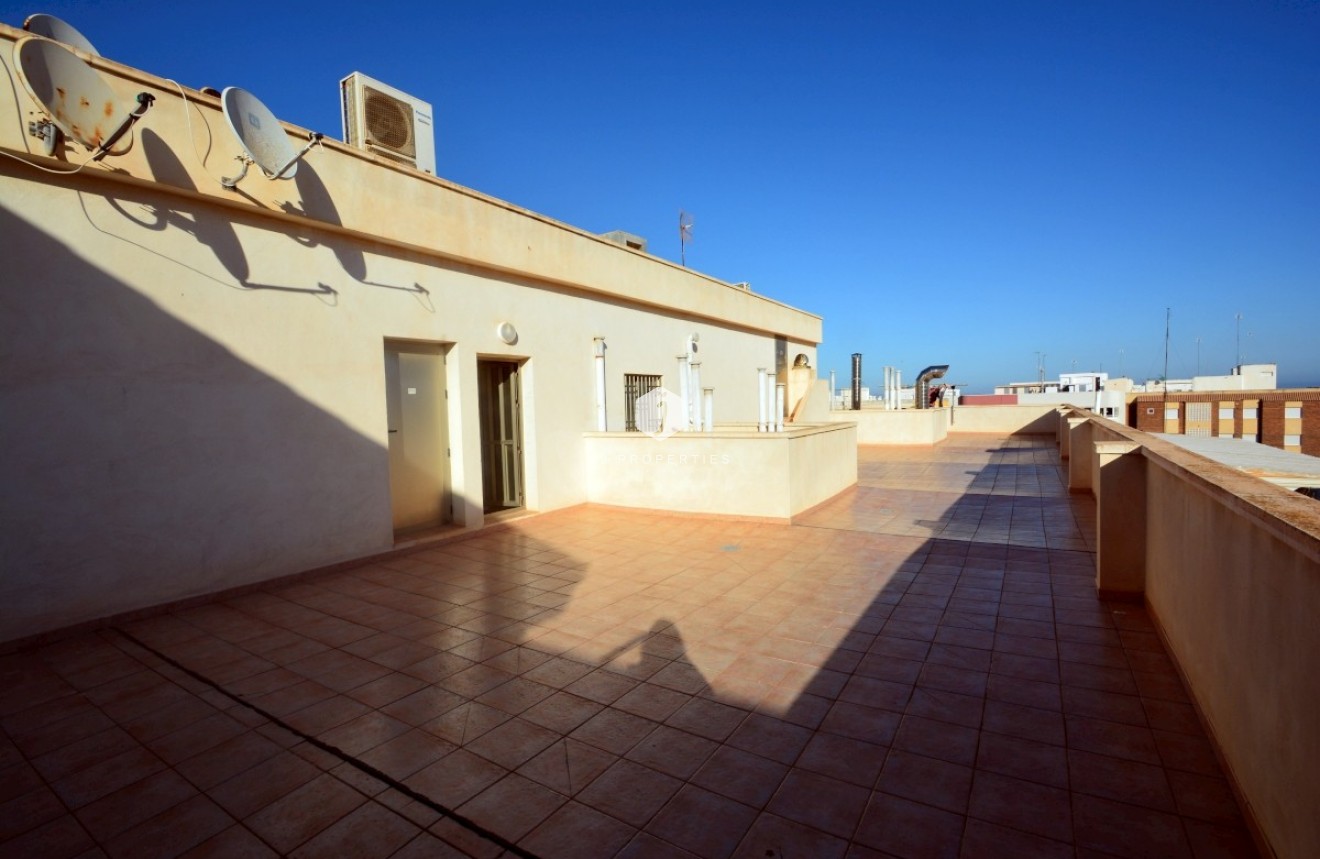 Tweedehands - Penthouse -
Guardamar del Segura - Costa Blanca
