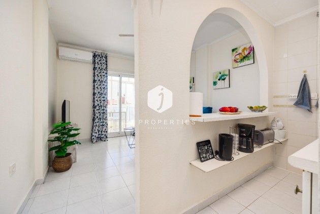 Tweedehands - Appartement / flat -
Torrevieja - Torreblanca