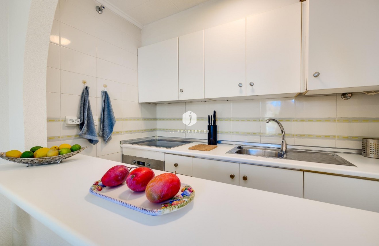 Tweedehands - Appartement / flat -
Torrevieja - Torreblanca