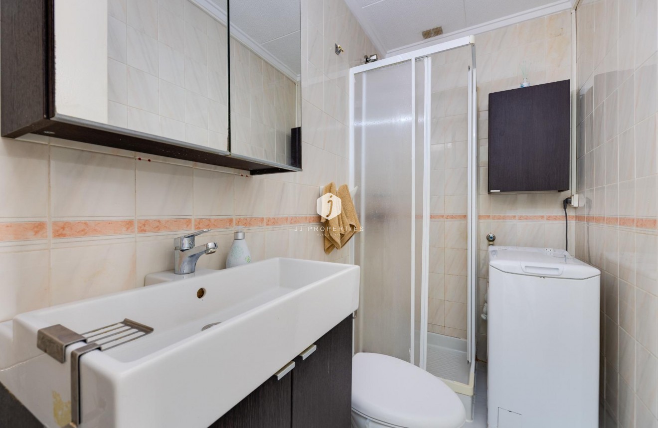 Tweedehands - Appartement / flat -
Torrevieja - Torreblanca