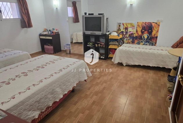 Tweedehands - Villa -
Orihuela Costa - Campoamor