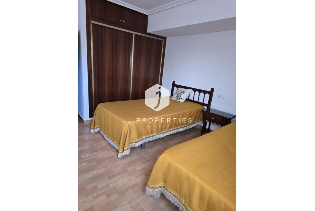 Tweedehands - Villa -
Orihuela Costa - Campoamor