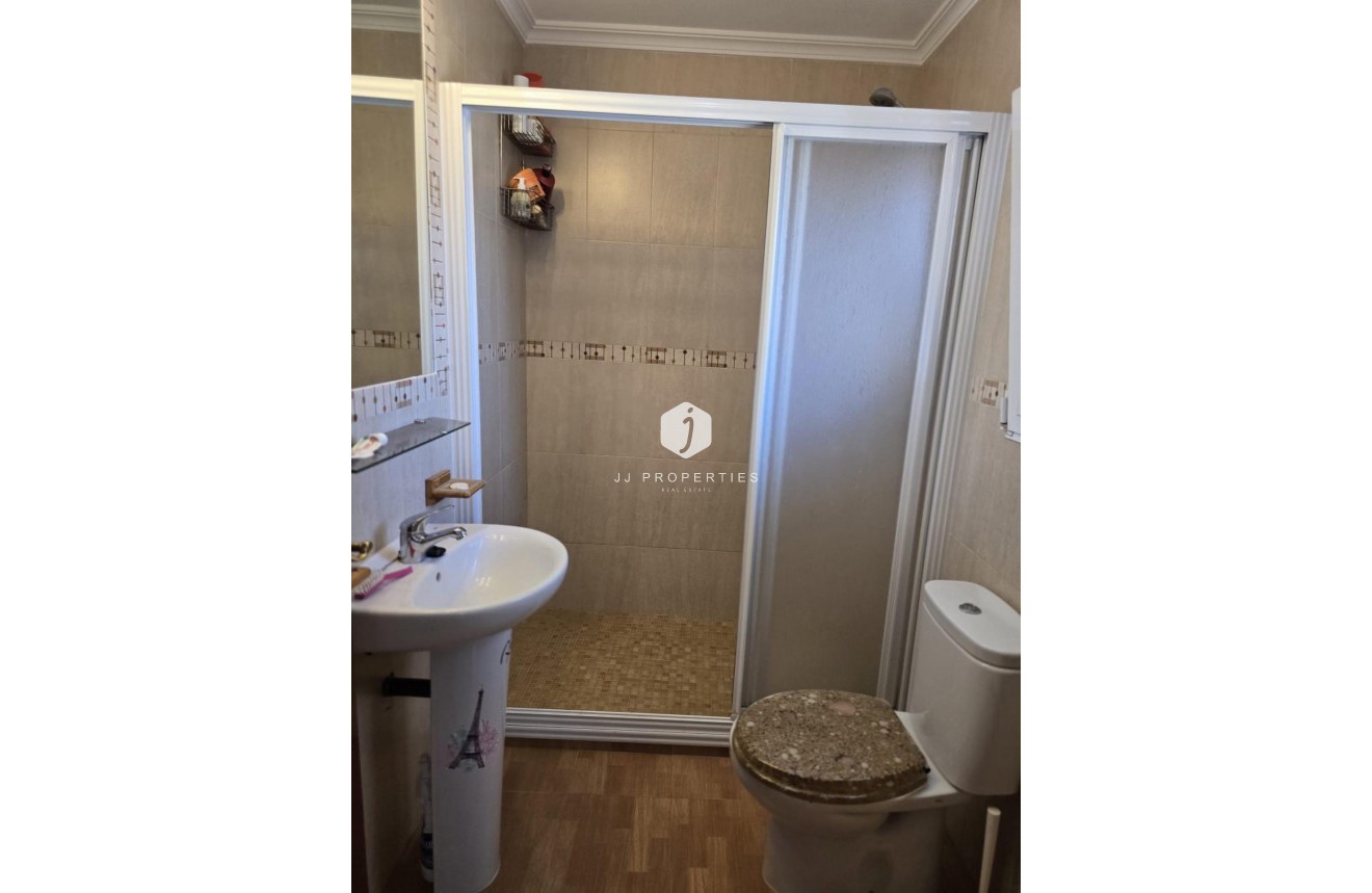 Tweedehands - Villa -
Orihuela Costa - Campoamor