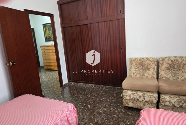 Tweedehands - Villa -
Orihuela Costa - Campoamor