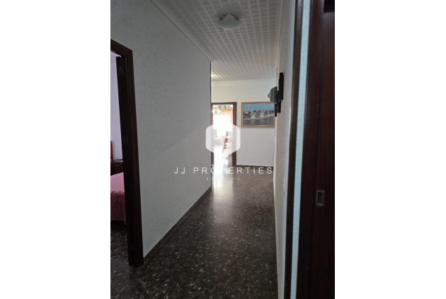 Tweedehands - Villa -
Orihuela Costa - Campoamor