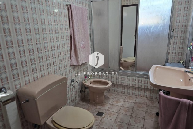 Tweedehands - Villa -
Orihuela Costa - Campoamor