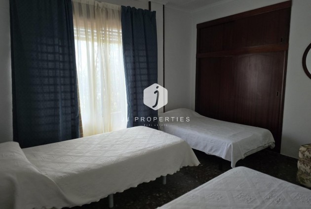 Tweedehands - Villa -
Orihuela Costa - Campoamor