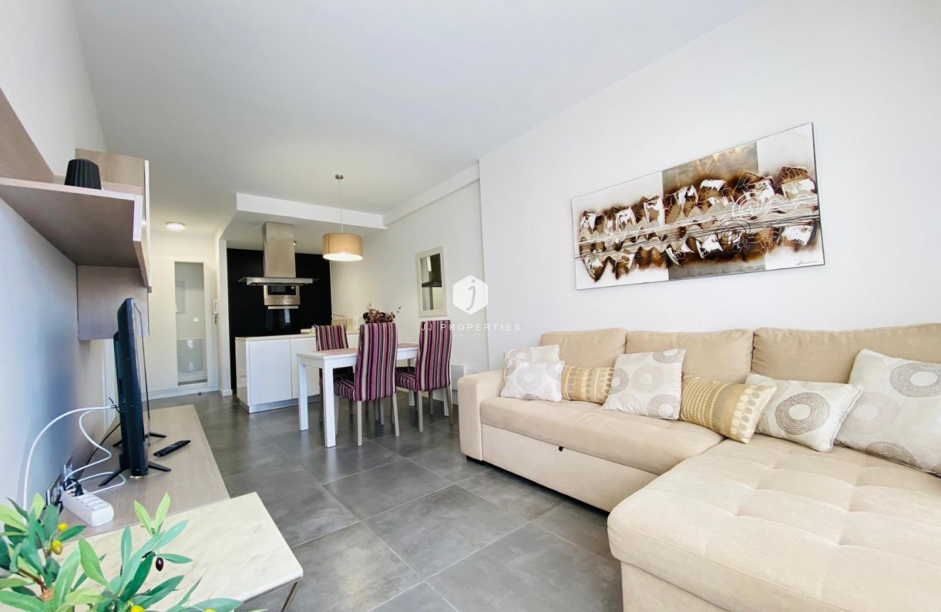 Z drugiej ręki - Mieszkanie w bloku -
Orihuela Costa - Altos De Campoamor