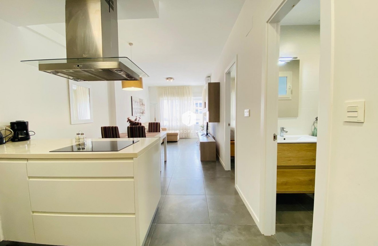 Z drugiej ręki - Mieszkanie w bloku -
Orihuela Costa - Altos De Campoamor