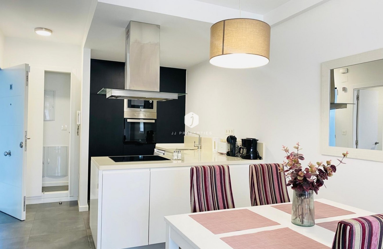 Z drugiej ręki - Mieszkanie w bloku -
Orihuela Costa - Altos De Campoamor