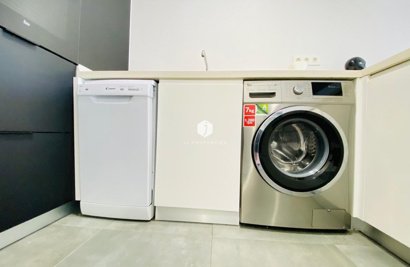 Z drugiej ręki - Mieszkanie w bloku -
Orihuela Costa - Altos De Campoamor