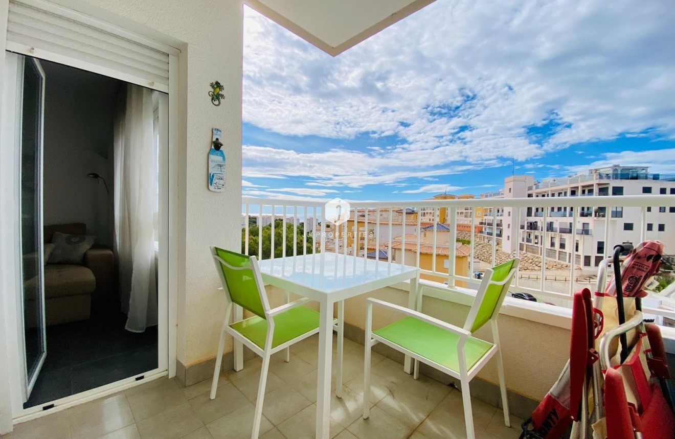 Z drugiej ręki - Mieszkanie w bloku -
Orihuela Costa - Altos De Campoamor