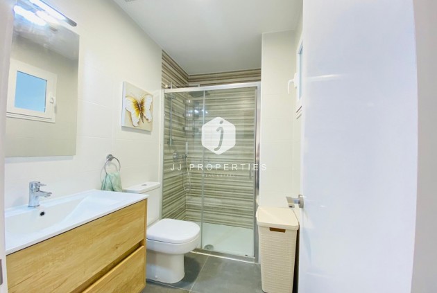 Z drugiej ręki - Mieszkanie w bloku -
Orihuela Costa - Altos De Campoamor