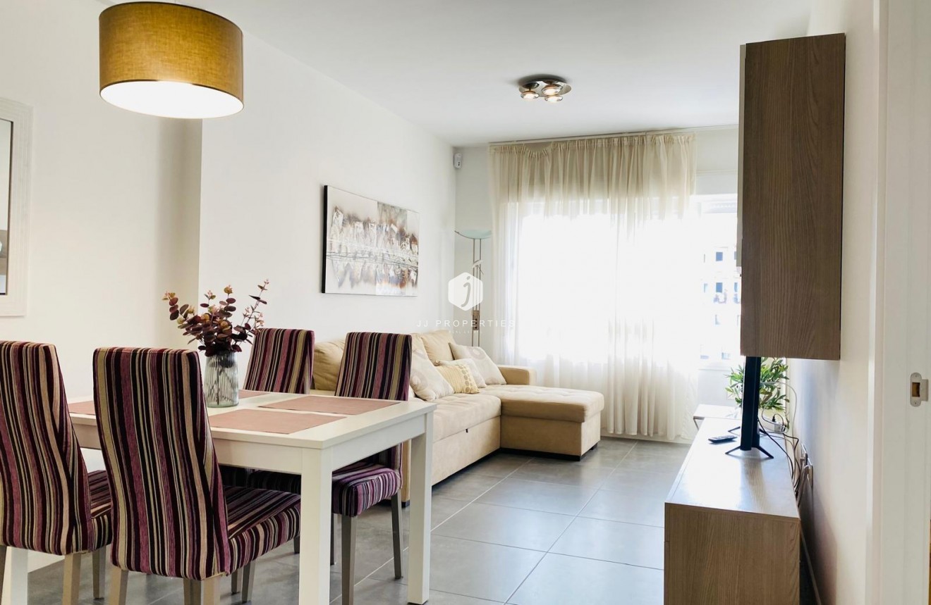 Z drugiej ręki - Mieszkanie w bloku -
Orihuela Costa - Altos De Campoamor