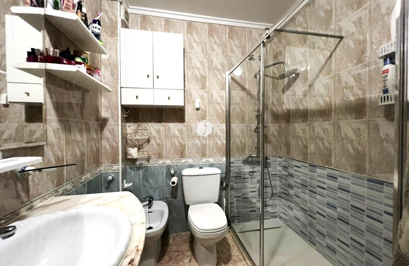 Tweedehands - Appartement / flat -
Guardamar del Segura - Pueblo