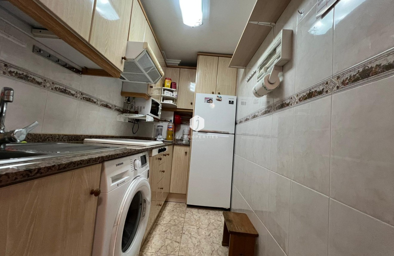 Tweedehands - Appartement / flat -
Guardamar del Segura - Pueblo