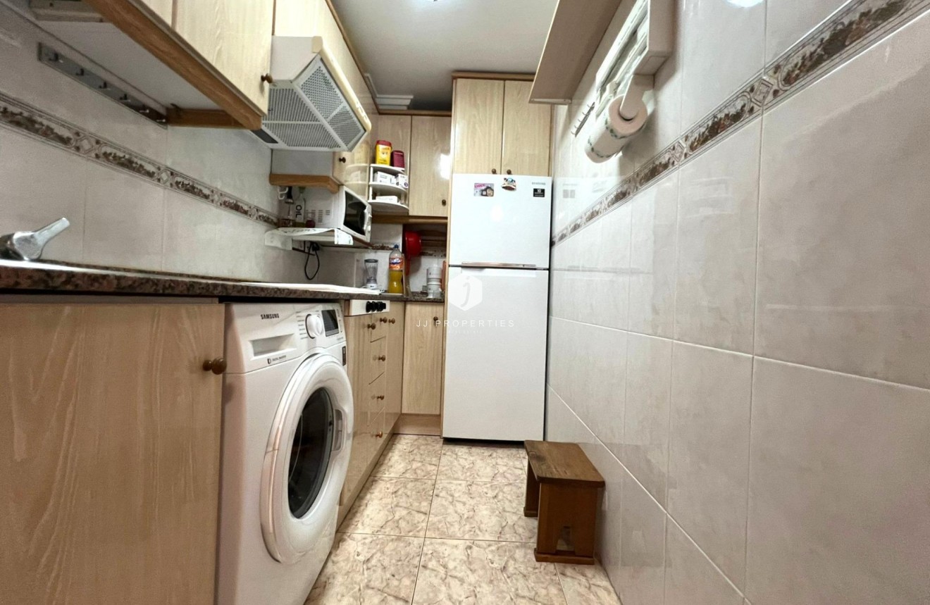 Tweedehands - Appartement / flat -
Guardamar del Segura - Pueblo