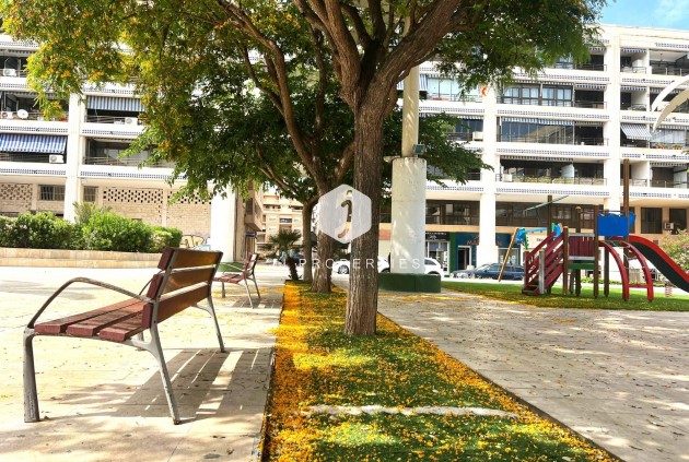 Tweedehands - Appartement / flat -
Guardamar del Segura - Pueblo