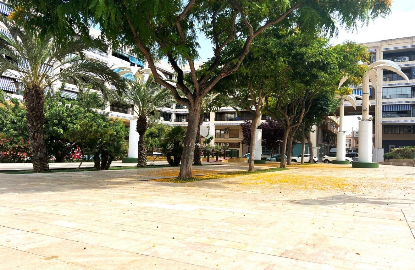 Tweedehands - Appartement / flat -
Guardamar del Segura - Pueblo