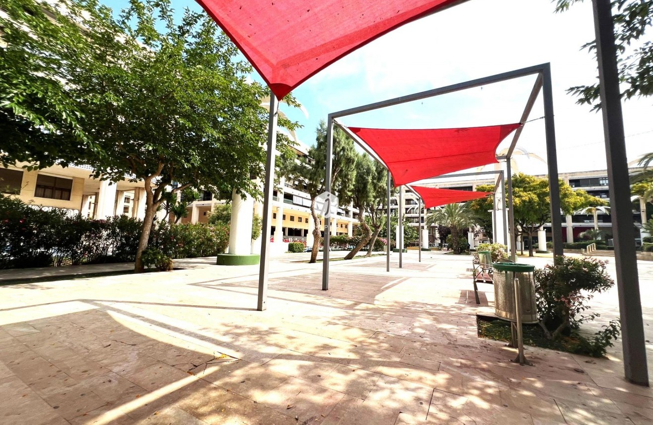 Tweedehands - Appartement / flat -
Guardamar del Segura - Pueblo